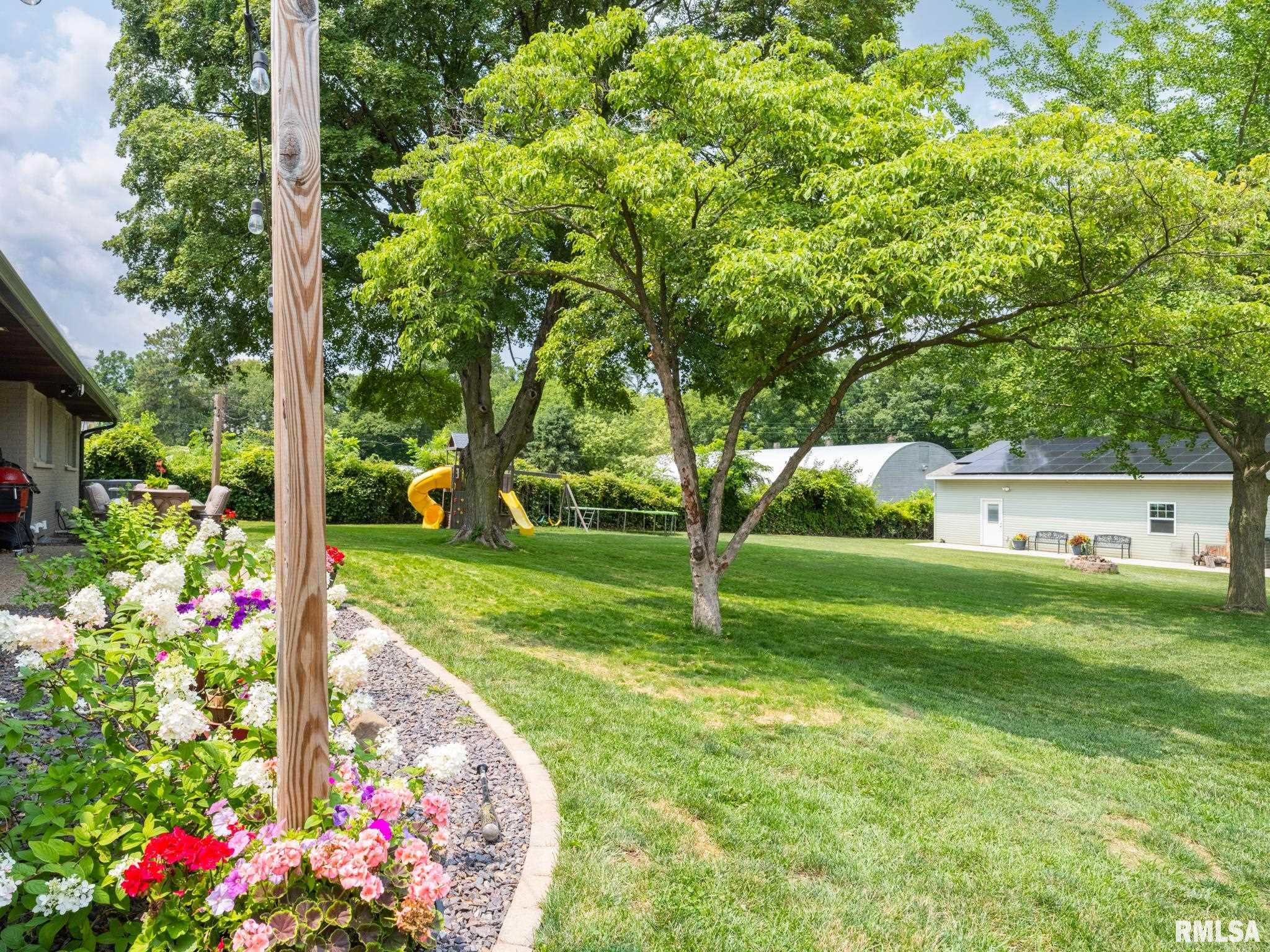 1105 Highview Road East Peoria, IL 61611 - Photo 22 of 28