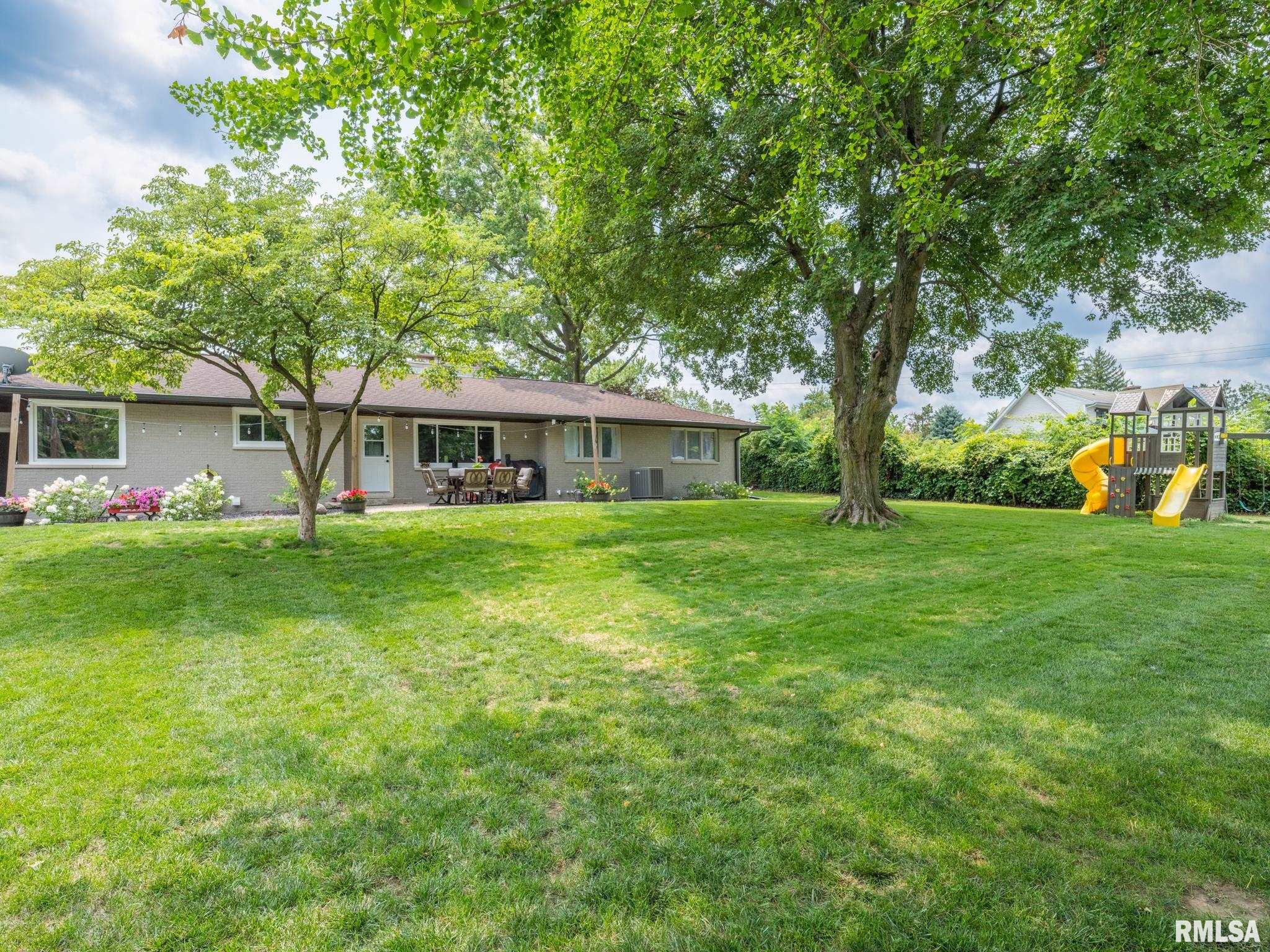 1105 Highview Road East Peoria, IL 61611 - Photo 24 of 28