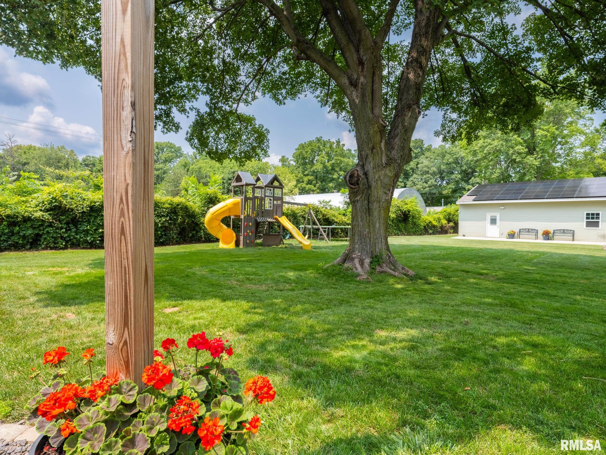 1105 Highview Road East Peoria, IL 61611 - Photo 25 of 28