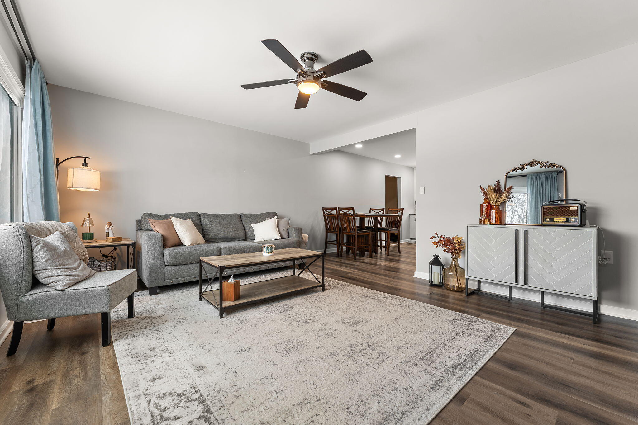 711 Juniper Road Valparaiso, IN 46385 - Photo 3 of 20 2048x1365