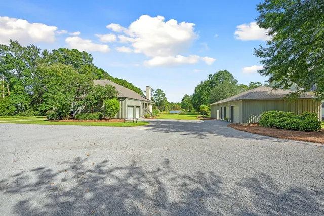 $1,694,000 | 1554 Pinopolis Road, Moncks Corner, SC 29461