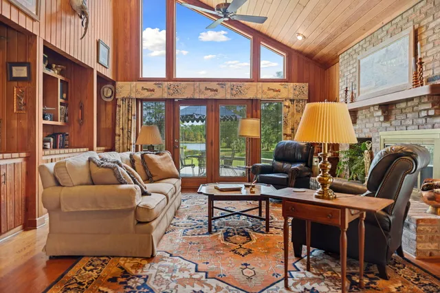 $1,695,000 | 1554 Pinopolis Road, Moncks Corner, SC 29461