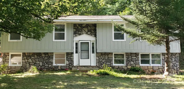 $369,900 | 4755 Highway 23, Mars Hill, NC 28754