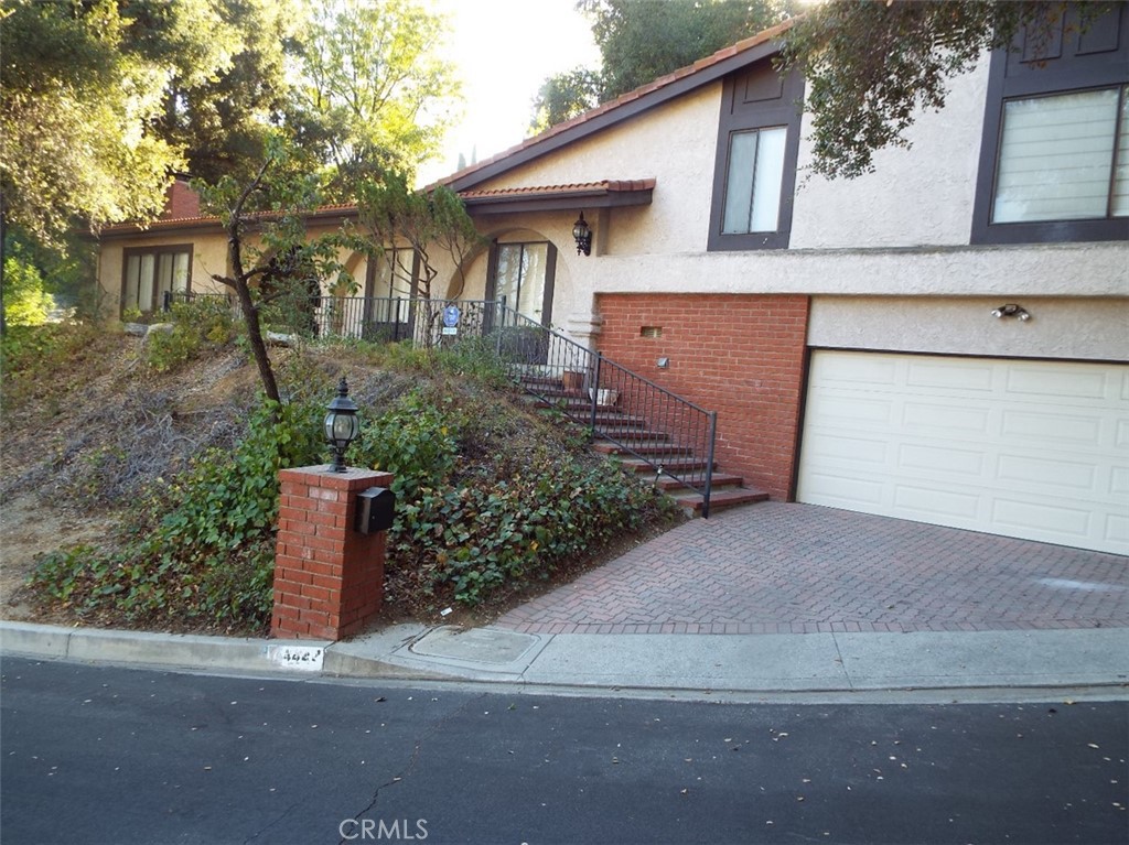 4444 Rochelle Place Encino, CA 91316 - Photo 11 of 19 Garage and Entrance