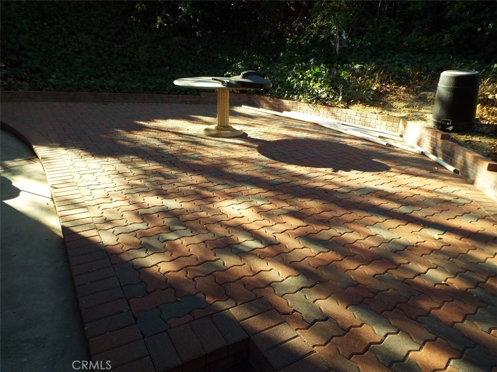 4444 Rochelle Place Encino, CA 91316 - Photo 15 of 19 Deck