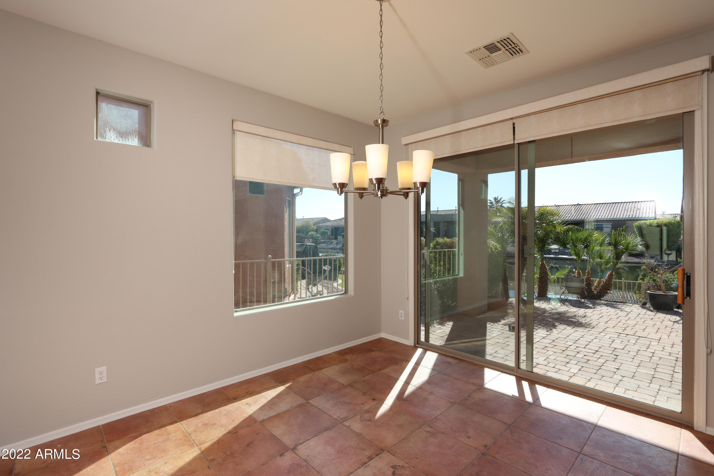 42467 Abbey Road Maricopa, AZ 85138 - Photo 12 of 62 12