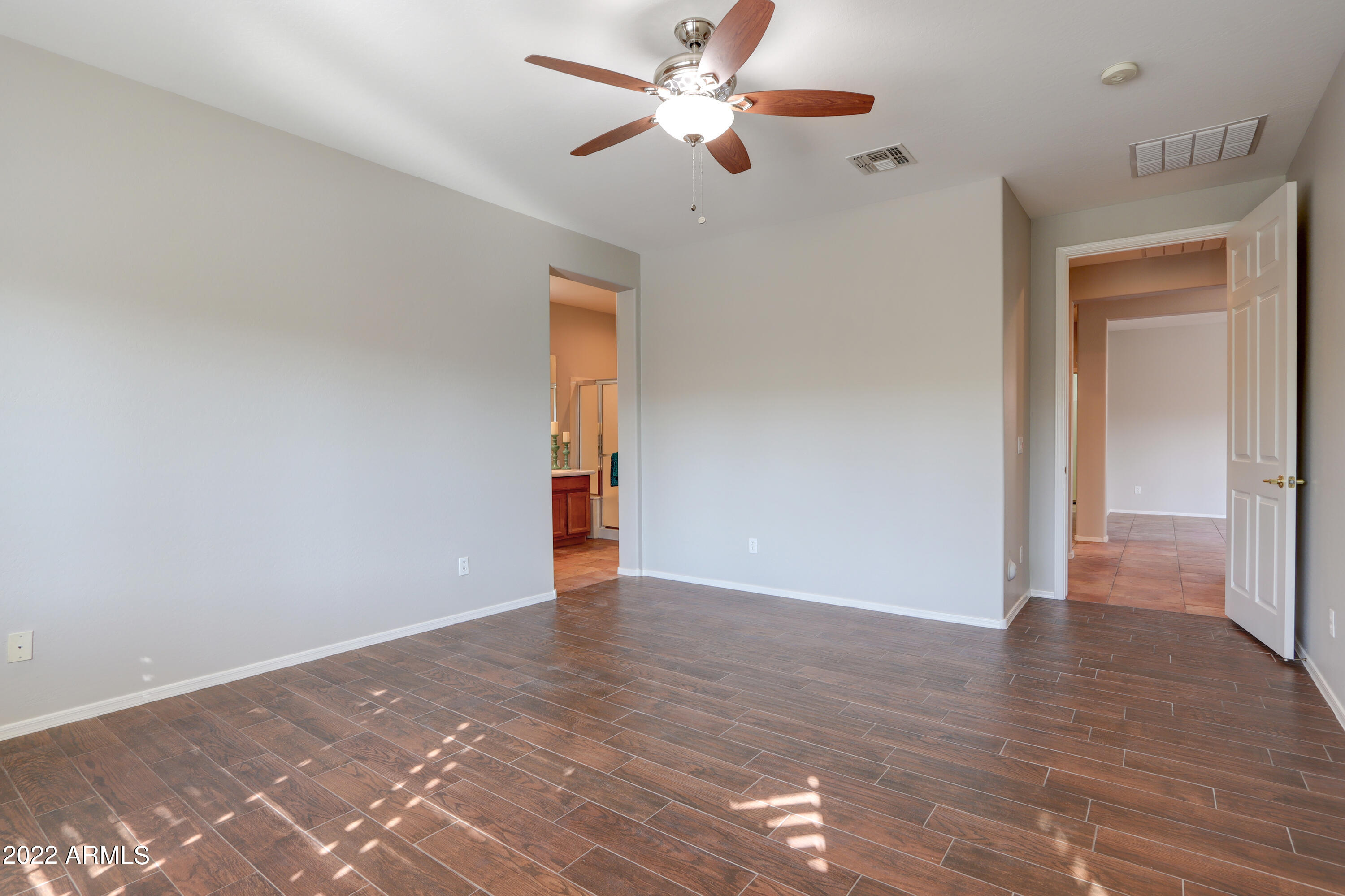 42467 Abbey Road Maricopa, AZ 85138 - Photo 17 of 62 17