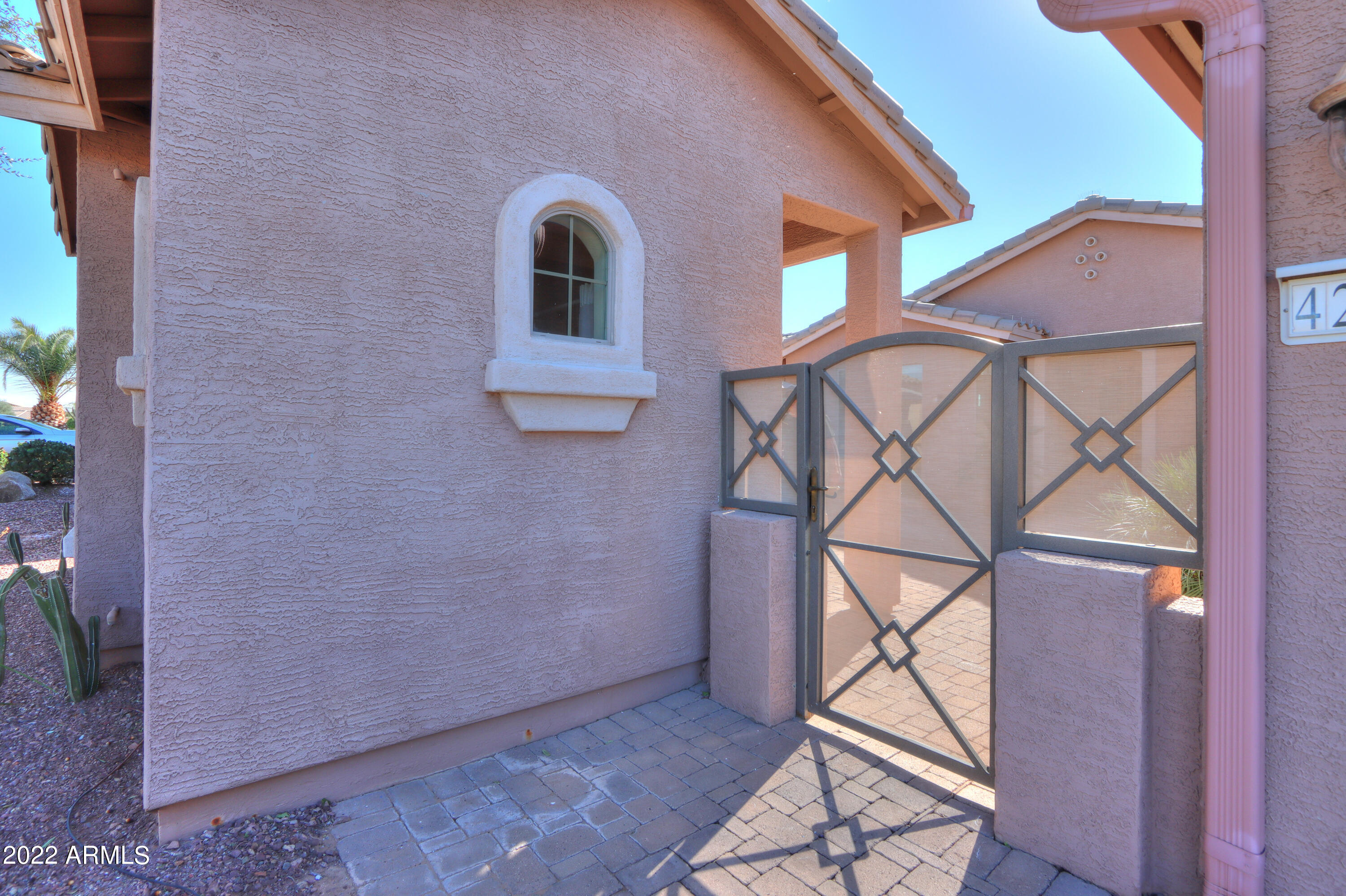 42467 Abbey Road Maricopa, AZ 85138 - Photo 5 of 62 05