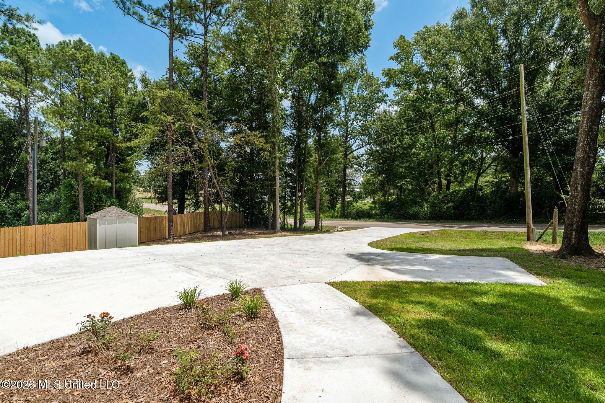 2461 Rocky Branch Road Sumrall, MS 39482 - Photo 7 of 40 7_2461_Rocky_Branch_Rd-40