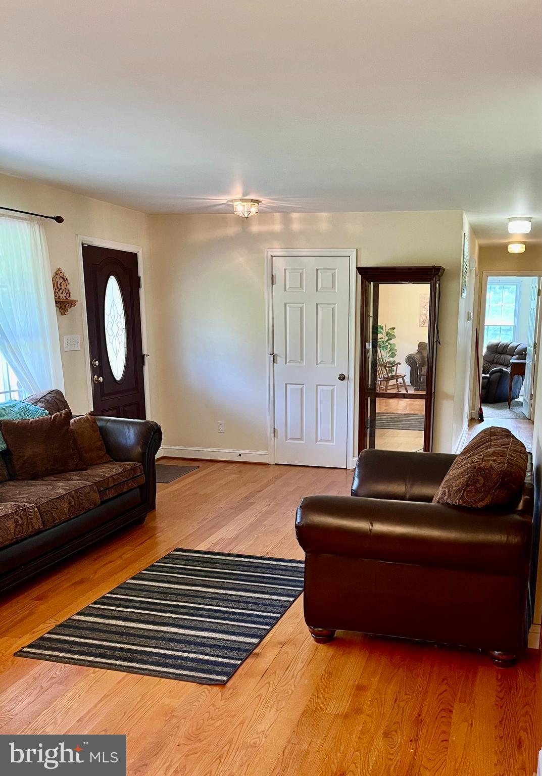 455 Richmond Road Castleton, VA 22716 - Photo 20 of 36 Living