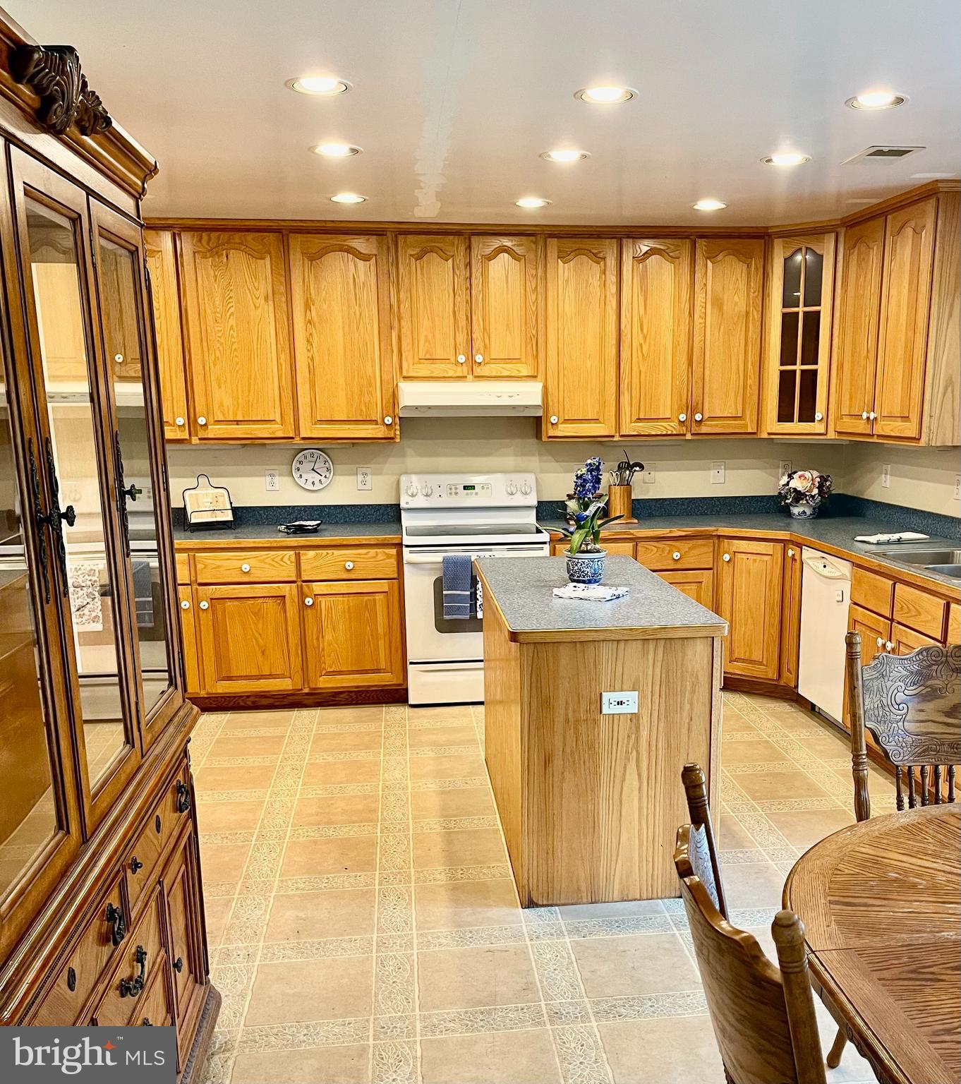455 Richmond Road Castleton, VA 22716 - Photo 6 of 36
