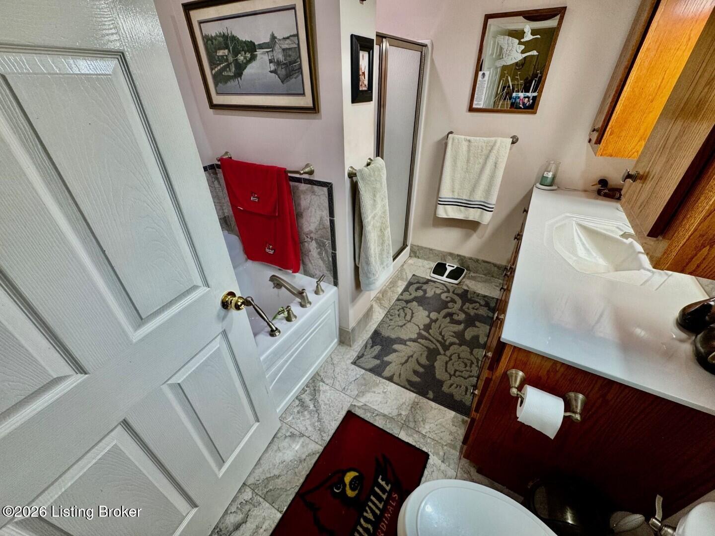 204 Armory Hill Springfield, KY 40069 - Photo 14 of 44 014_Primary Bathroom