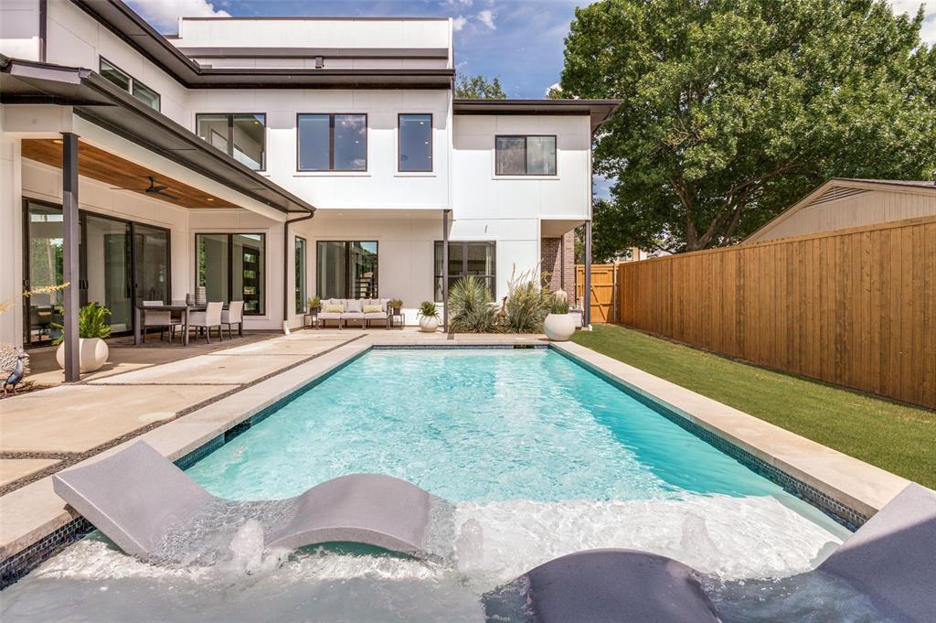 9915 Hurley Way Dallas, TX 75220 - Photo 12 of 36