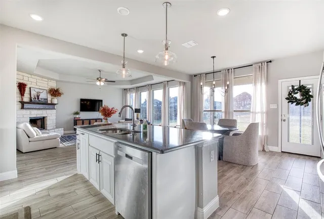 $495,000 | 12605 Eagles Bluff, Godley, TX 76044