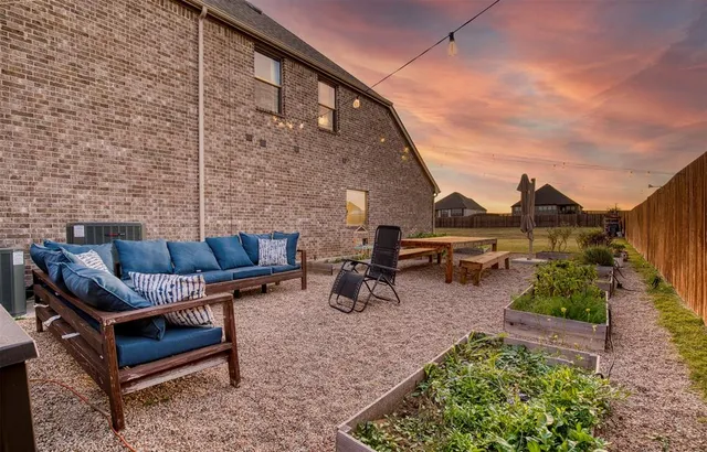 $495,000 | 12605 Eagles Bluff, Godley, TX 76044