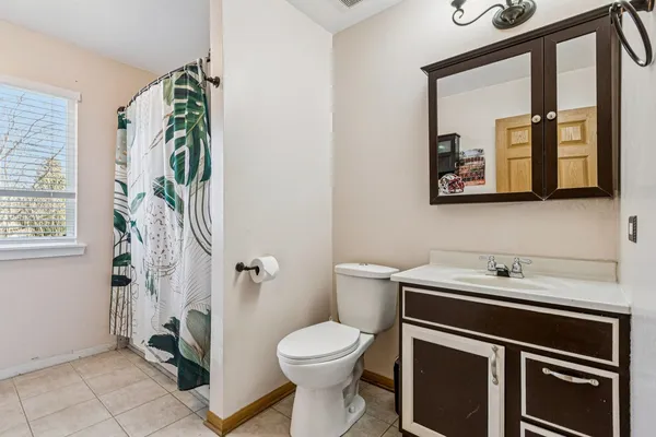 $359,999 | 43144 North Lake Avenue, Antioch, IL 60002