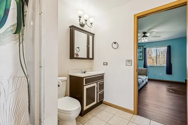$359,999 | 43144 North Lake Avenue, Antioch, IL 60002