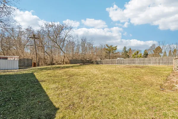 $359,999 | 43144 North Lake Avenue, Antioch, IL 60002