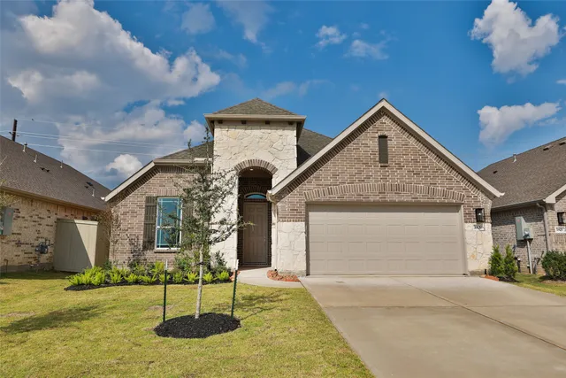 $389,990 | 3808 Sunrise Lane, League City, TX 77573