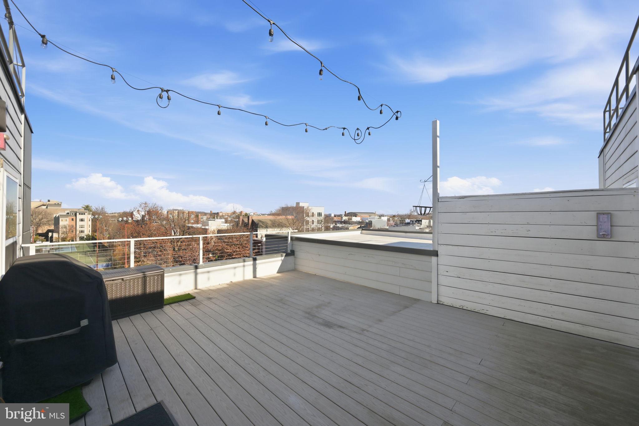 401 15th Street Southeast, Unit 401 Washington, DC 20003 - Photo 19 of 20 a view of a terrace