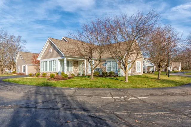 $295,000 | 1998 Brighton Lane, Portage, MI 49024