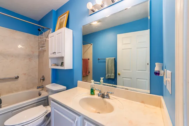 $295,000 | 1998 Brighton Lane, Portage, MI 49024