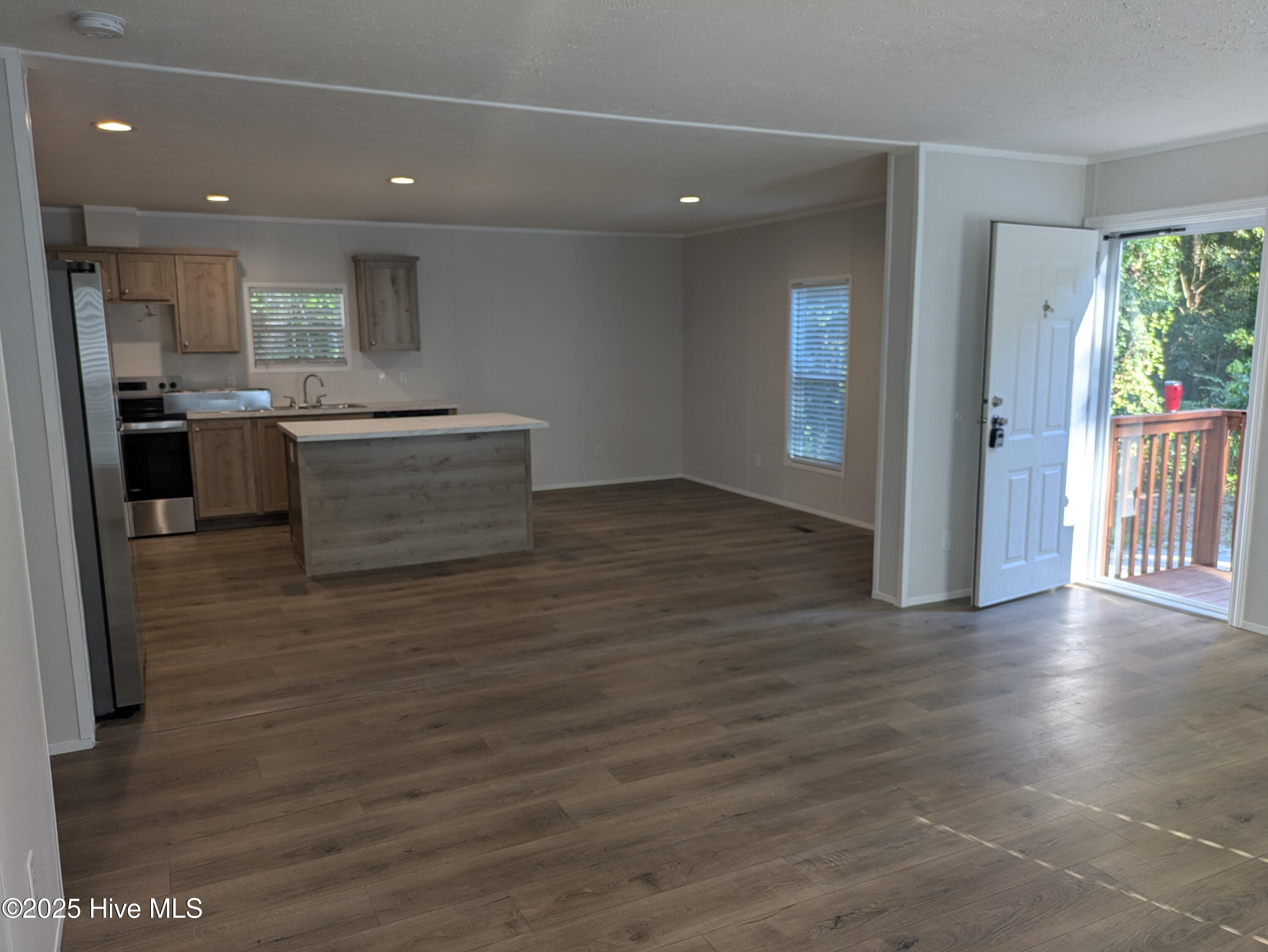 1118 F Old Tar Landing Road Jacksonville, NC 28540 - Photo 4 of 15 1000006985