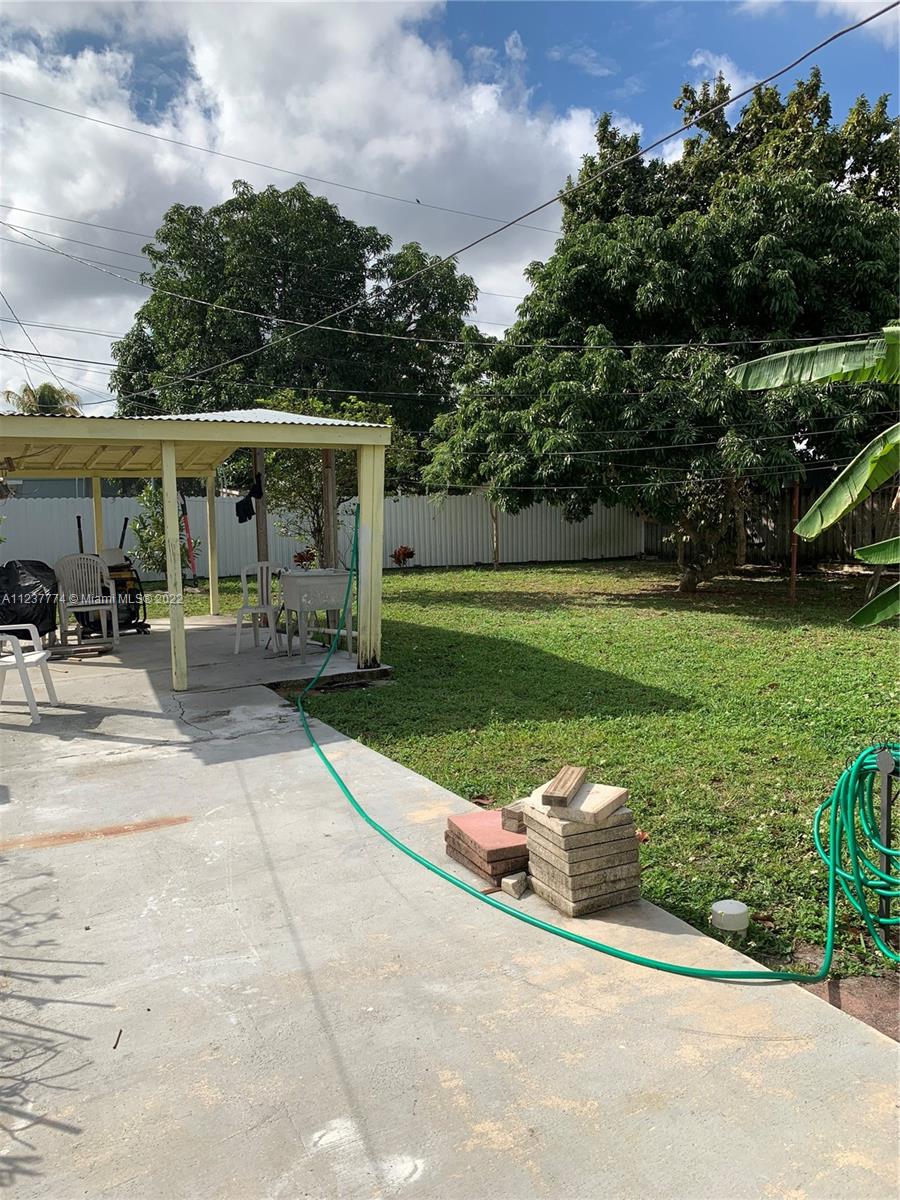 3130 Northwest 98th Street Miami, FL 33147 - Photo 16 of 23