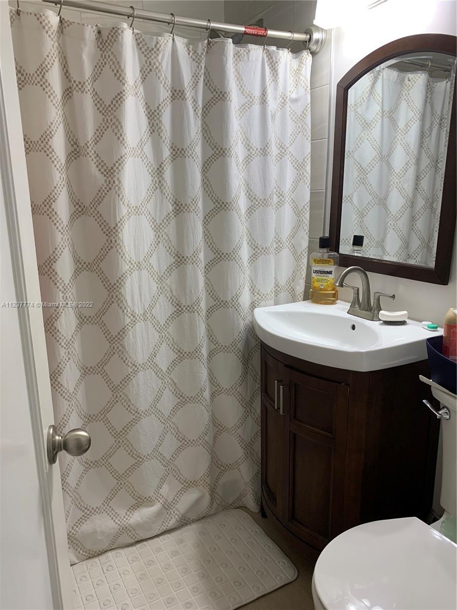 3130 Northwest 98th Street Miami, FL 33147 - Photo 21 of 23