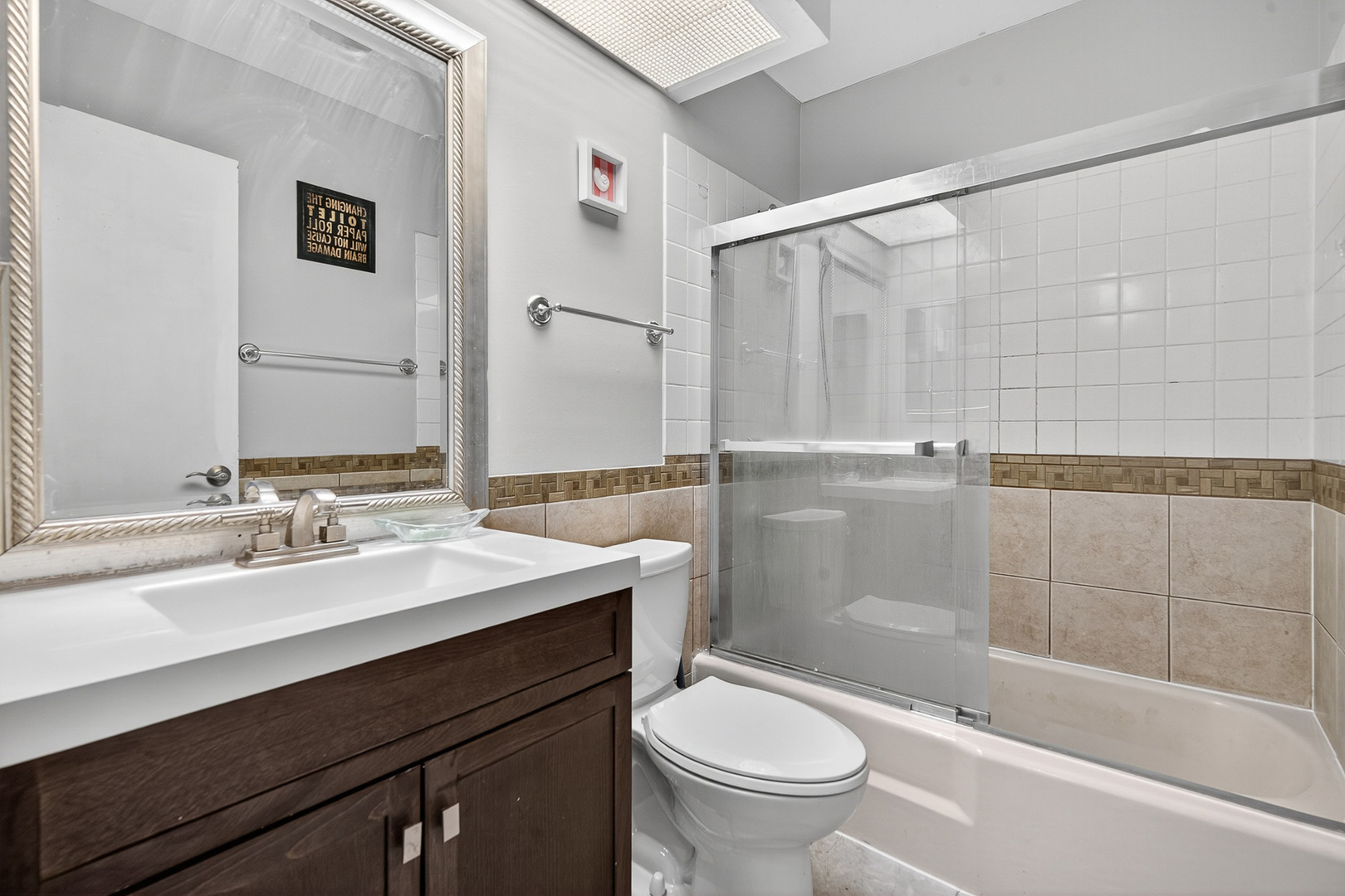 535 Jordan Way Bolingbrook, IL 60440 - Photo 23 of 35 a bathroom with a sink a toilet and shower