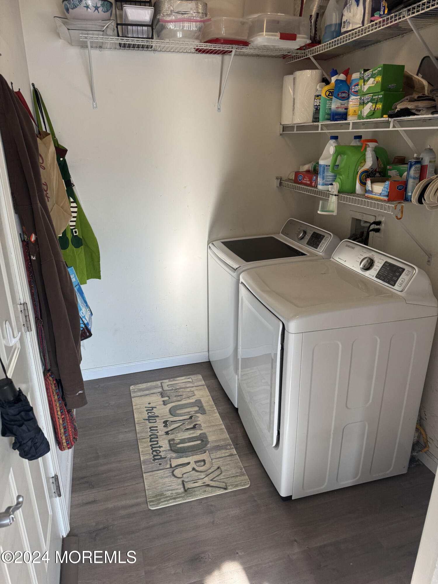 141 Marlin Road Manahawkin, NJ 08050 - Photo 20 of 33 a utility room with dryer and washer
