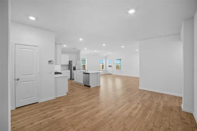 $2,150 | 18107 Purple Top Lane, Manor, TX 78653