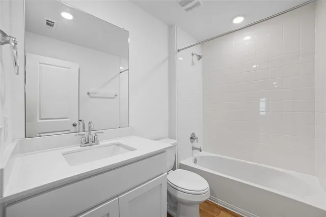 $2,150 | 18107 Purple Top Lane, Manor, TX 78653