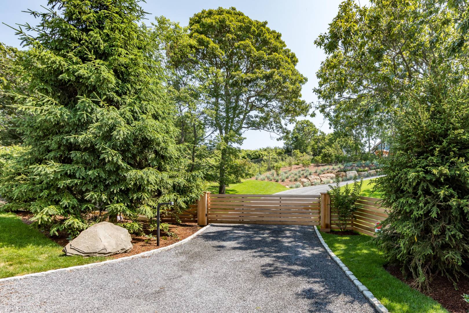 6 Tara Road Montauk, NY 11954 - Photo 23 of 24 a view of a pathway with a yard