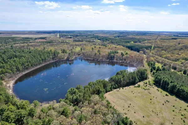 $999,000 | 129.79-ac County Rd FF, Hancock, WI 54943
