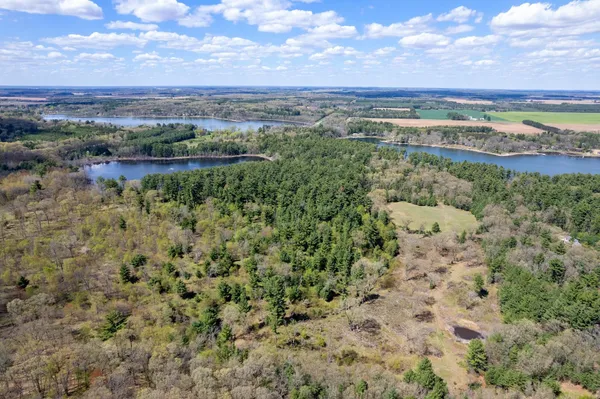 $999,000 | 129.79-ac County Rd FF, Hancock, WI 54943