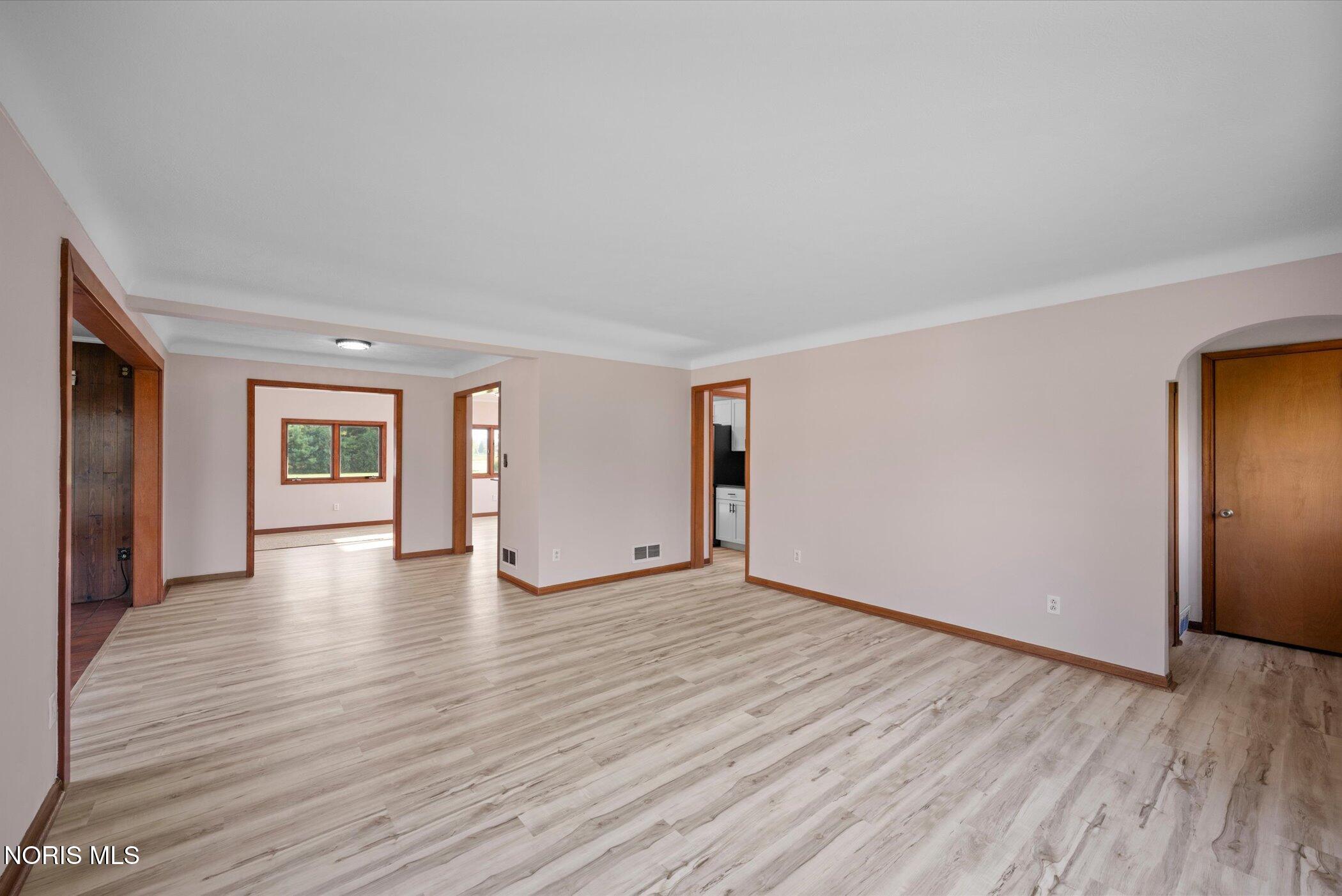 5837 Seaman Road Oregon, OH 43616 - Photo 7 of 38 Gallery Image 7