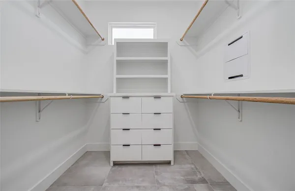 $2,000 | 4605 Edison Street, Unit B, Houston, TX 77009