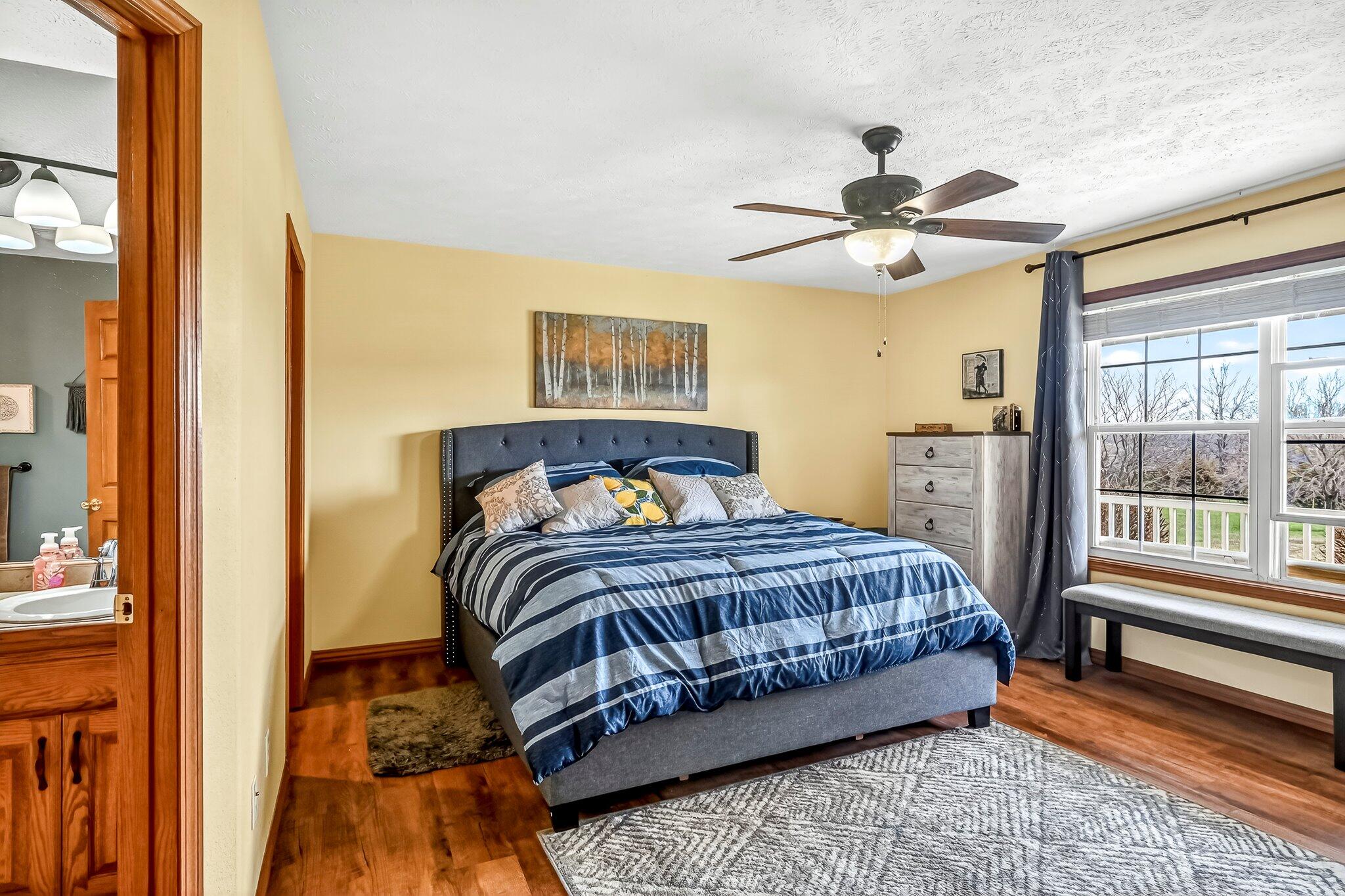 1519 East 515th Road Bolivar, MO 65613 - Photo 13 of 42 16-515th-9