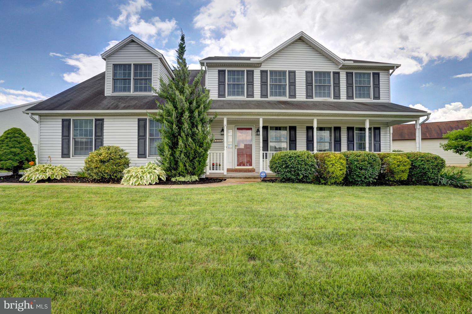 433 Edinburgh Road Middletown, PA 17057 - Photo 1 of 46 Gallery Image 1