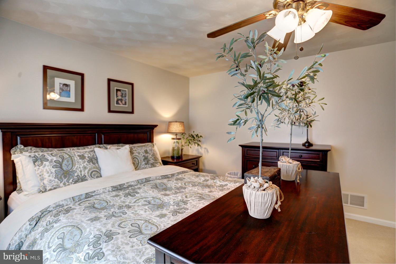 433 Edinburgh Road Middletown, PA 17057 - Photo 24 of 46 Gallery Image 24