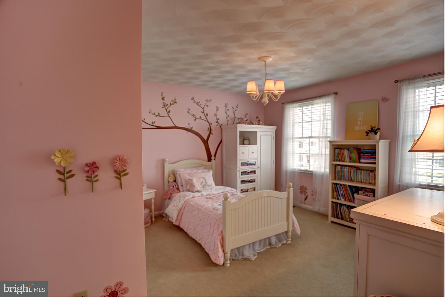 433 Edinburgh Road Middletown, PA 17057 - Photo 33 of 46 Gallery Image 33