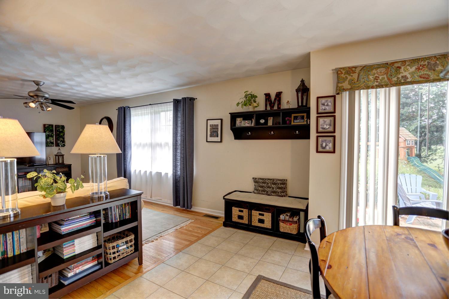 433 Edinburgh Road Middletown, PA 17057 - Photo 6 of 46 Gallery Image 6