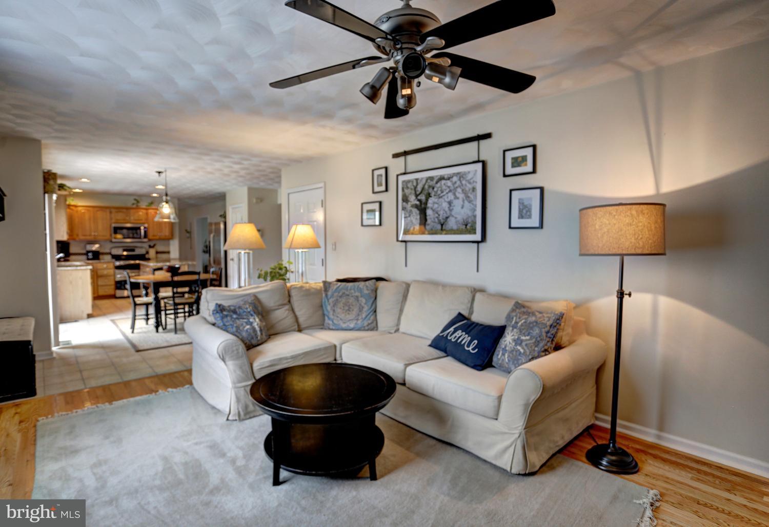 433 Edinburgh Road Middletown, PA 17057 - Photo 7 of 46 Gallery Image 7