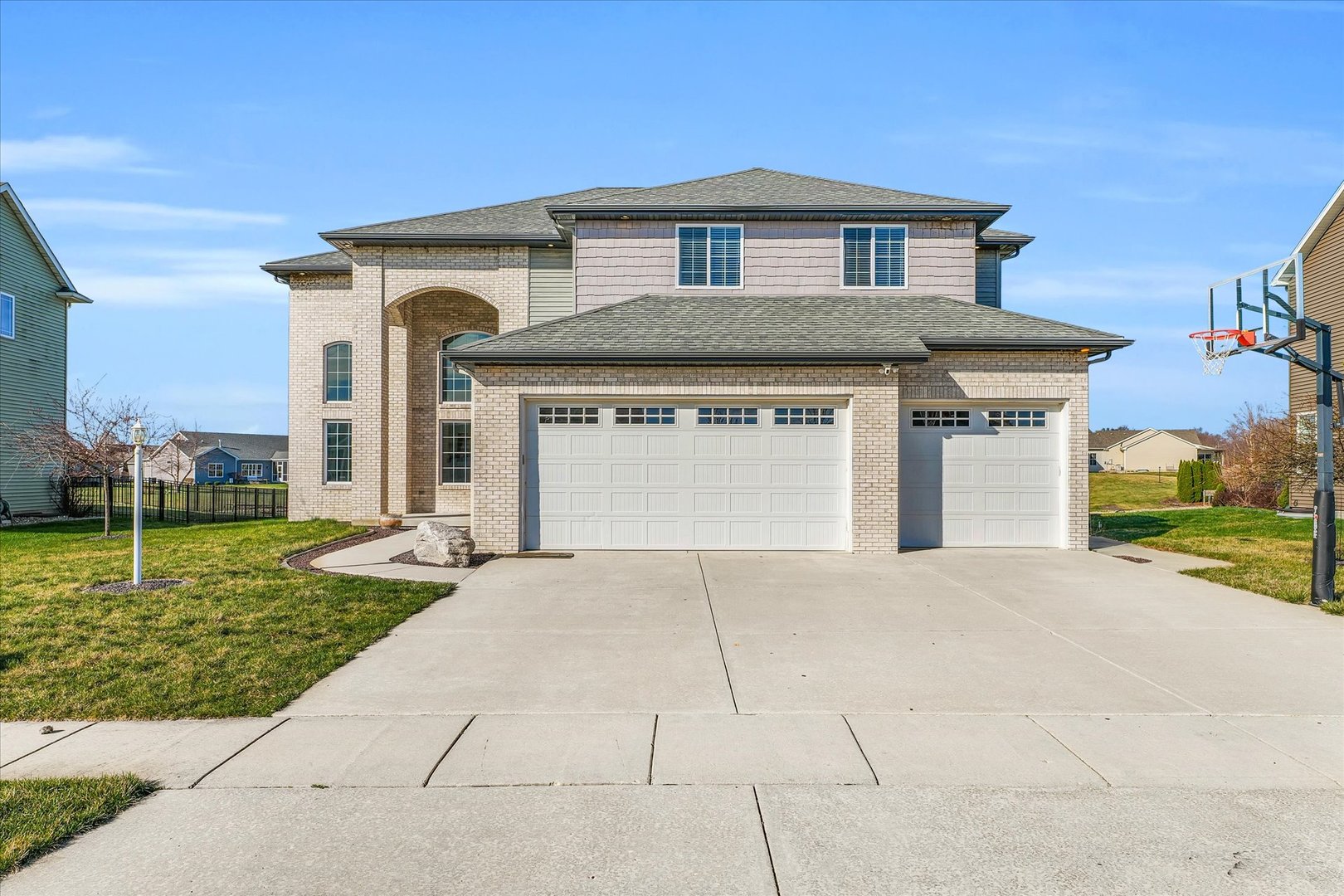 1705 South Sunny Acres Road Mahomet, IL 61853 - Photo 2 of 42 Gallery Image 2