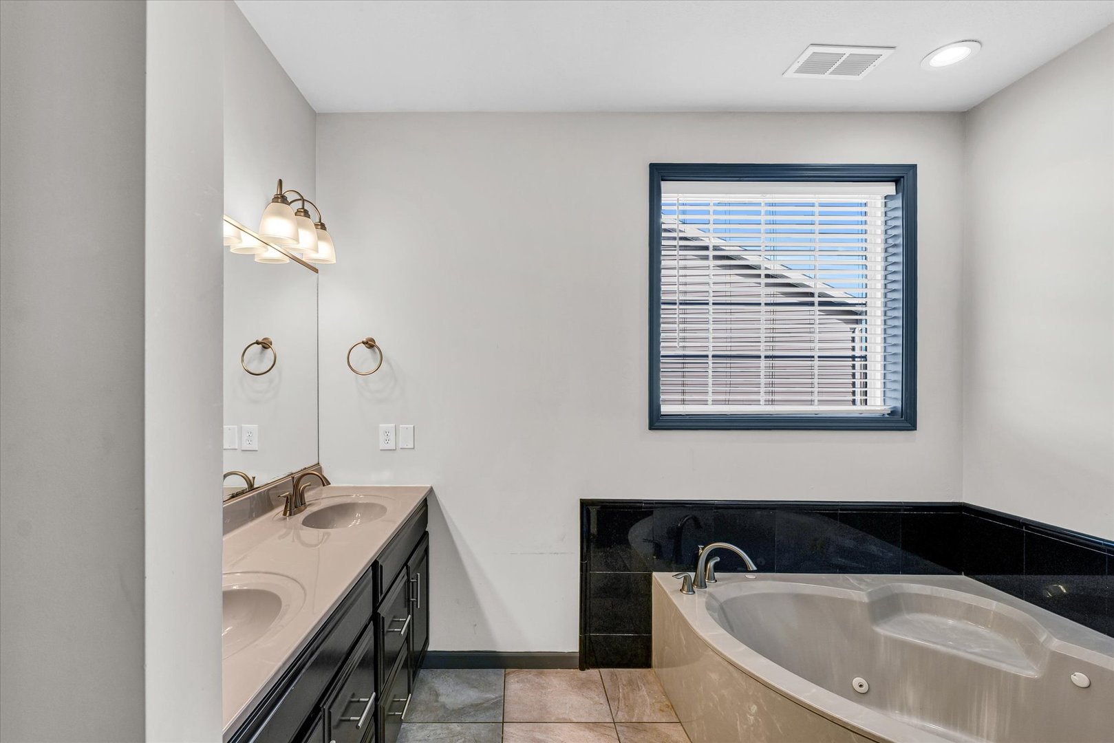 1705 South Sunny Acres Road Mahomet, IL 61853 - Photo 23 of 42 Gallery Image 23