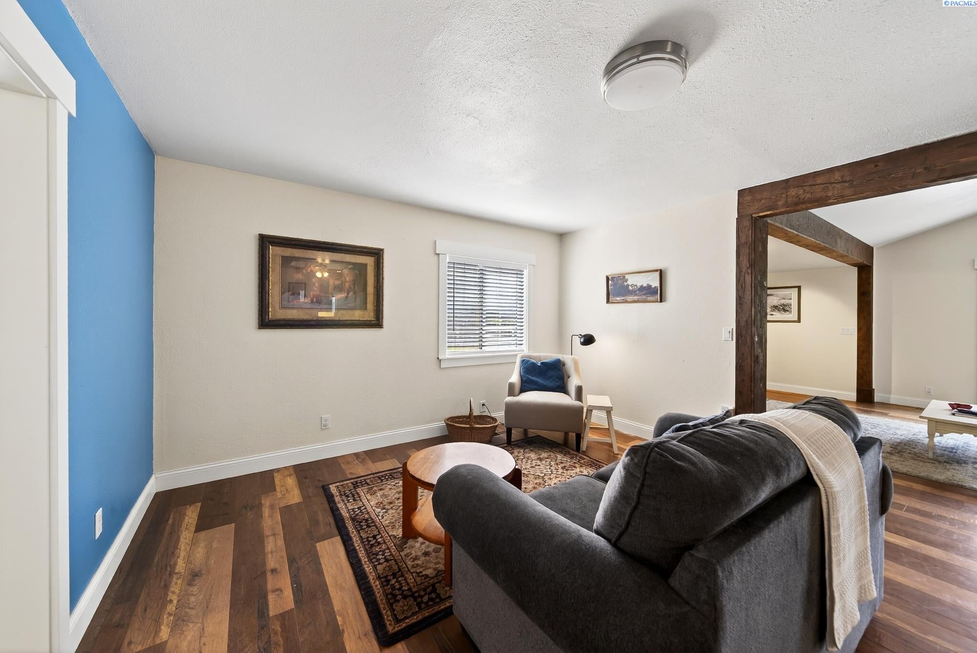 230 Krough Road Prosser, WA 99350 - Photo 10 of 50 Gallery Image 10