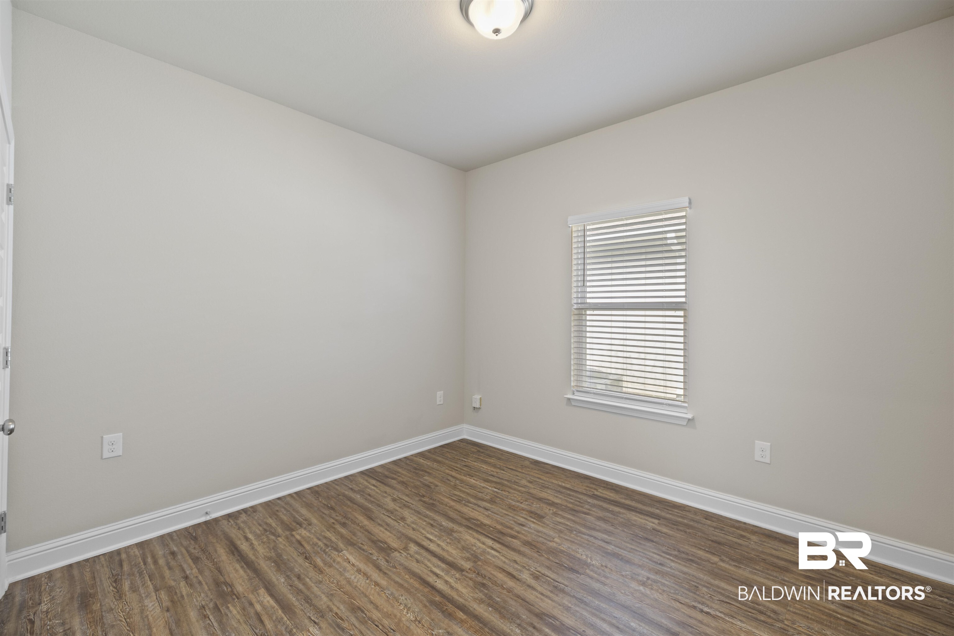 9336 Swan Point Road Daphne, AL 36526 - Photo 20 of 37 Gallery Image 20