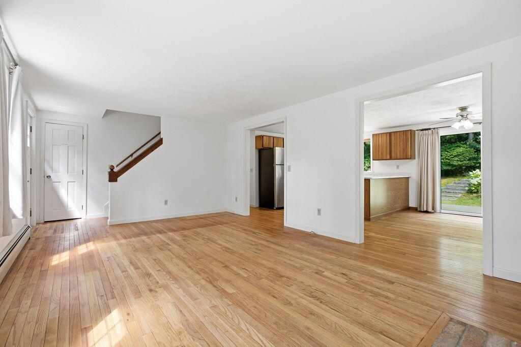 333 Harwich Road Brewster, MA 02631 - Photo 19 of 50 333HarwichRd-22
