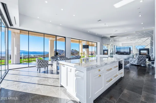 $3,749,000 | 2040 Circula De Hacienda, Lake Havasu City, AZ 86406